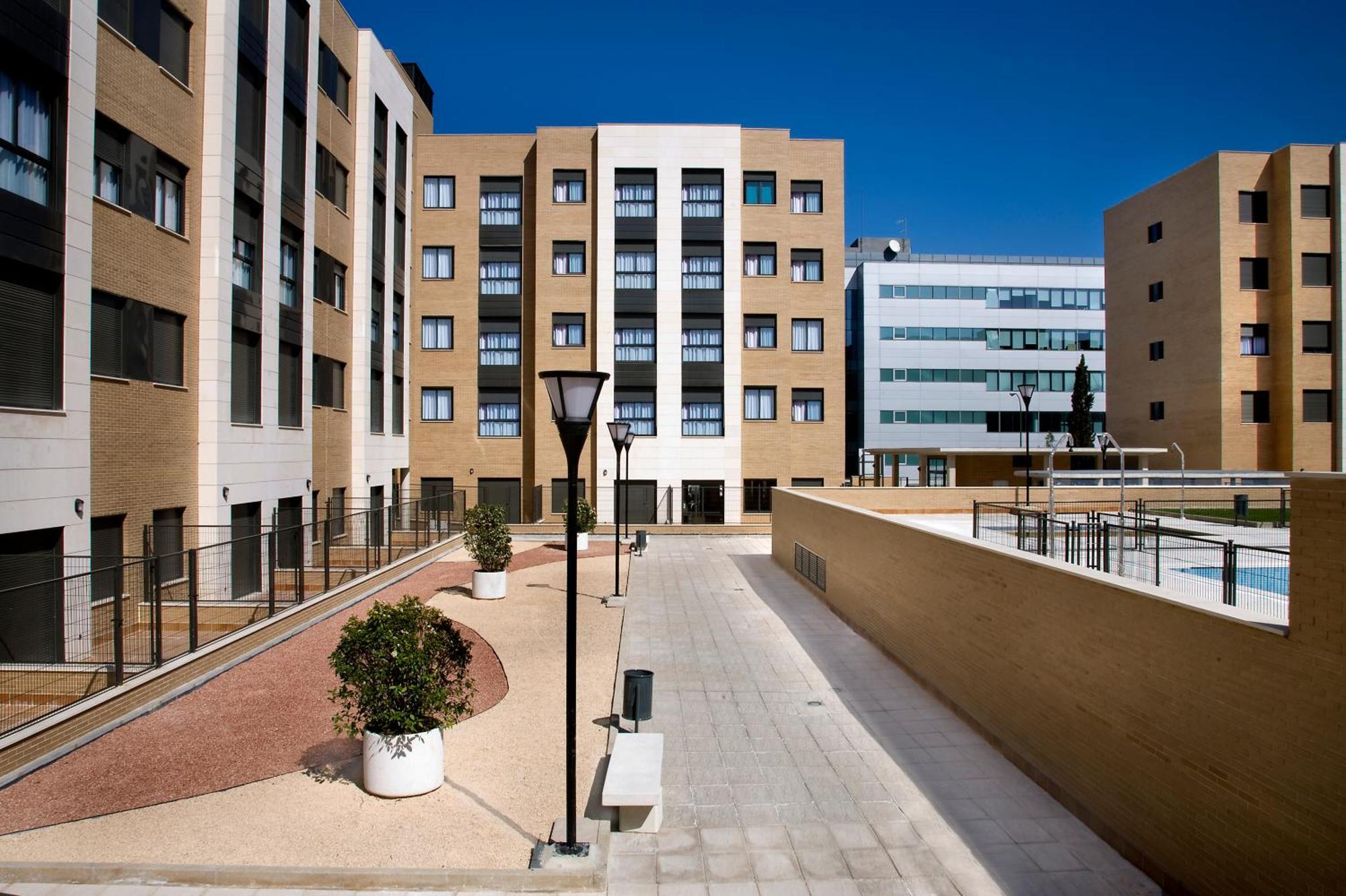 Compostela Suites Madrid Exterior foto